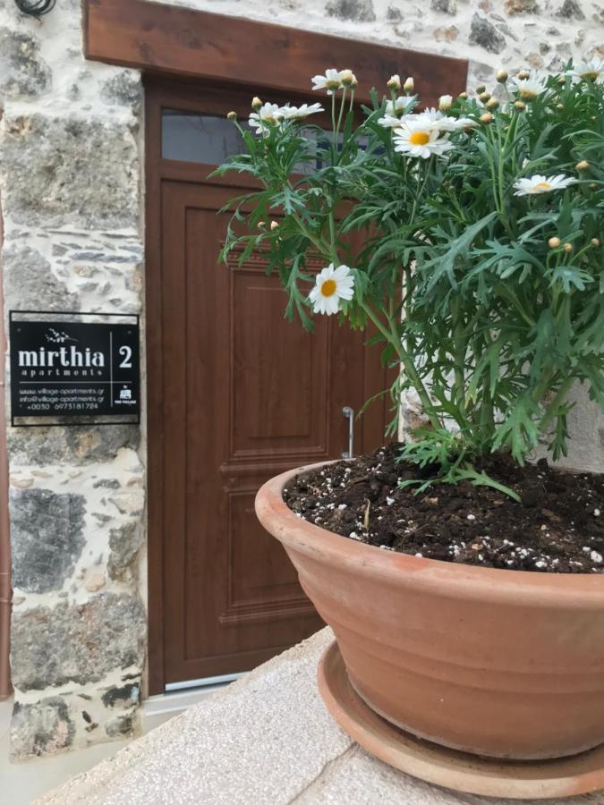 Mirthia Apartments بلاكاس المظهر الخارجي الصورة