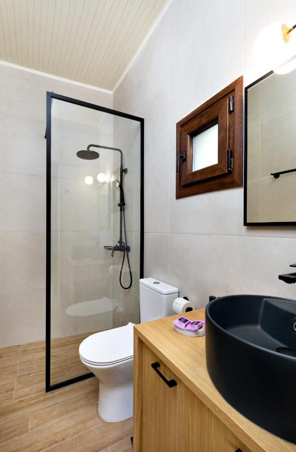 Mirthia Apartments بلاكاس المظهر الخارجي الصورة