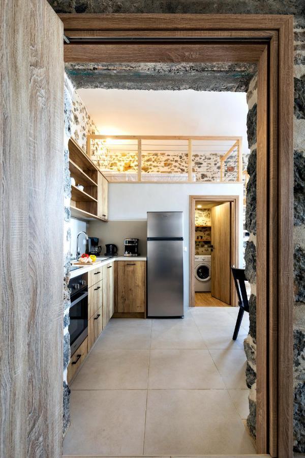 Mirthia Apartments بلاكاس المظهر الخارجي الصورة